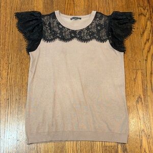 Adrianna Papell Tan Sweater with Black Lace Yoke & Ruffle Sleeves – Women’s XS
